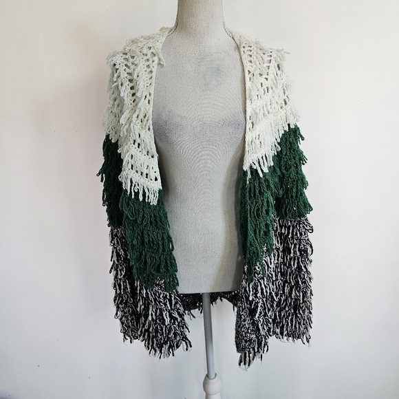 Tularosa "Adelaide" Loop Fringe Knit Cardigan - Picture 4 of 10